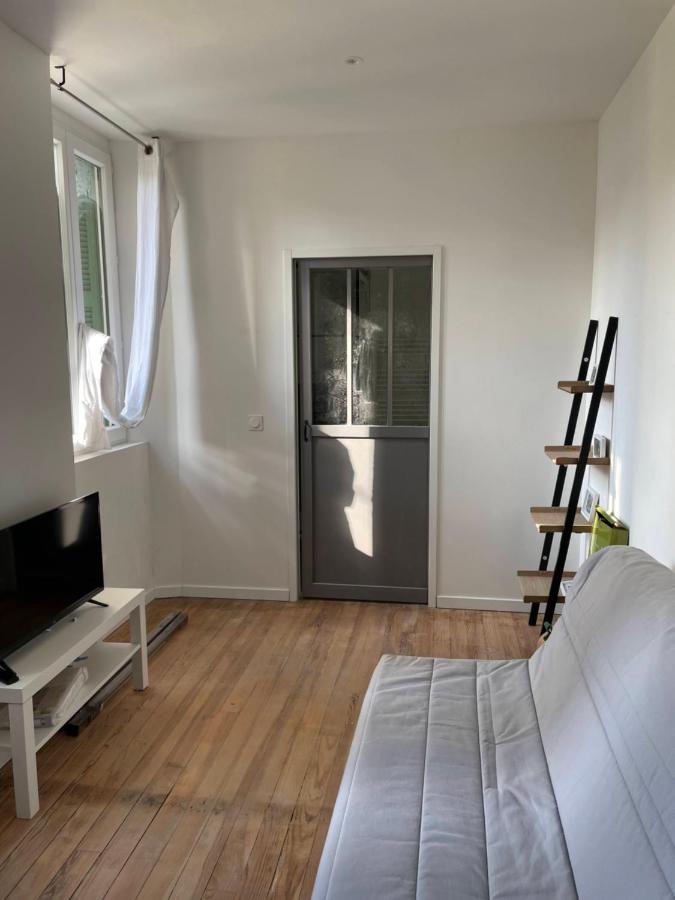 Charmant Studio Proche Centre Ville Et Gare Лурд Экстерьер фото